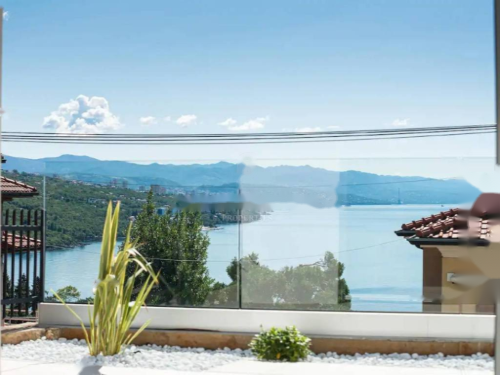 Appartement à Opatija, Croatie, 102 m² - image 1