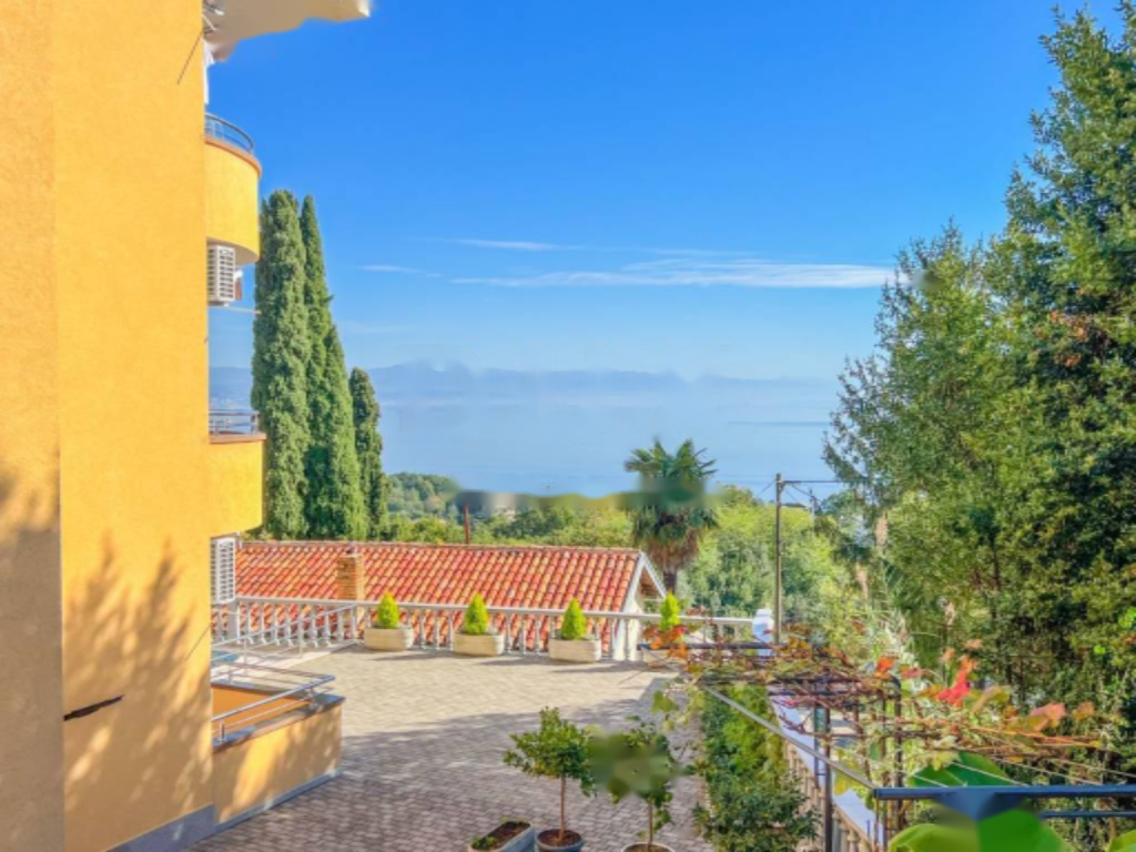 Appartement à Opatija, Croatie, 86 m² - image 1