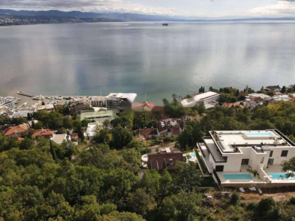 Flat in Opatija, Croatia, 281 m² - picture 1