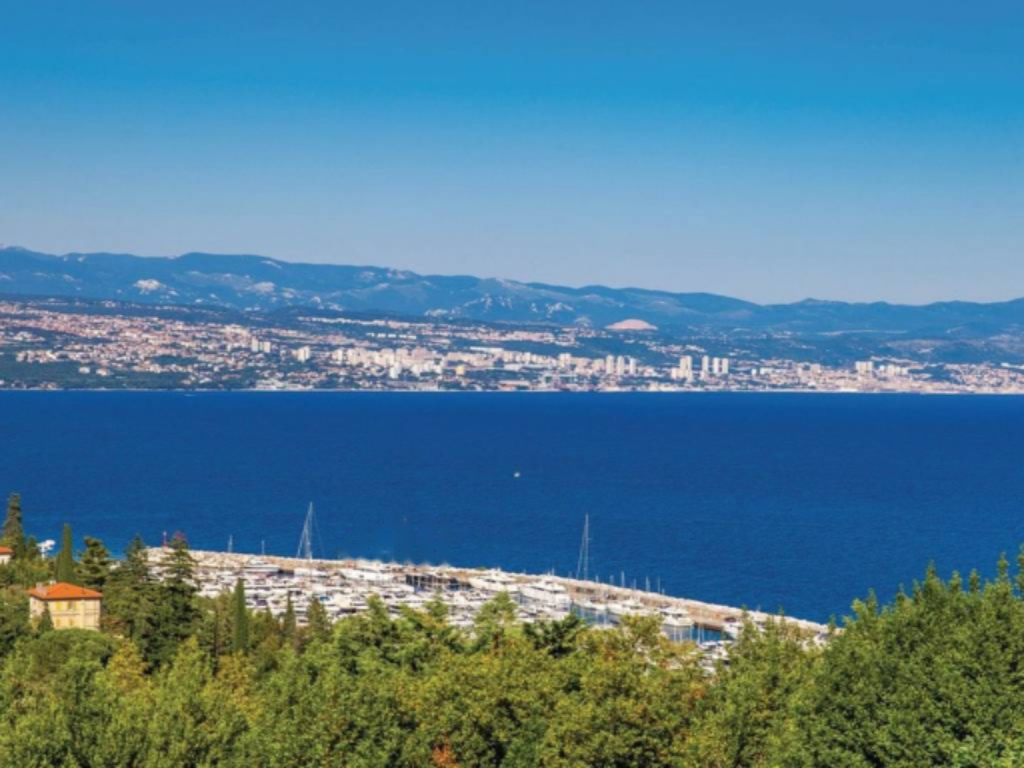 House in Opatija, Croatia, 709 m² - picture 1