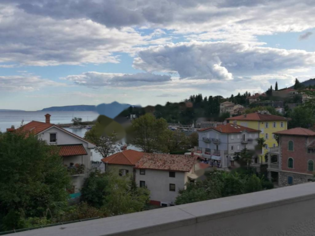 Maison à Opatija, Croatie, 482 m² - image 1
