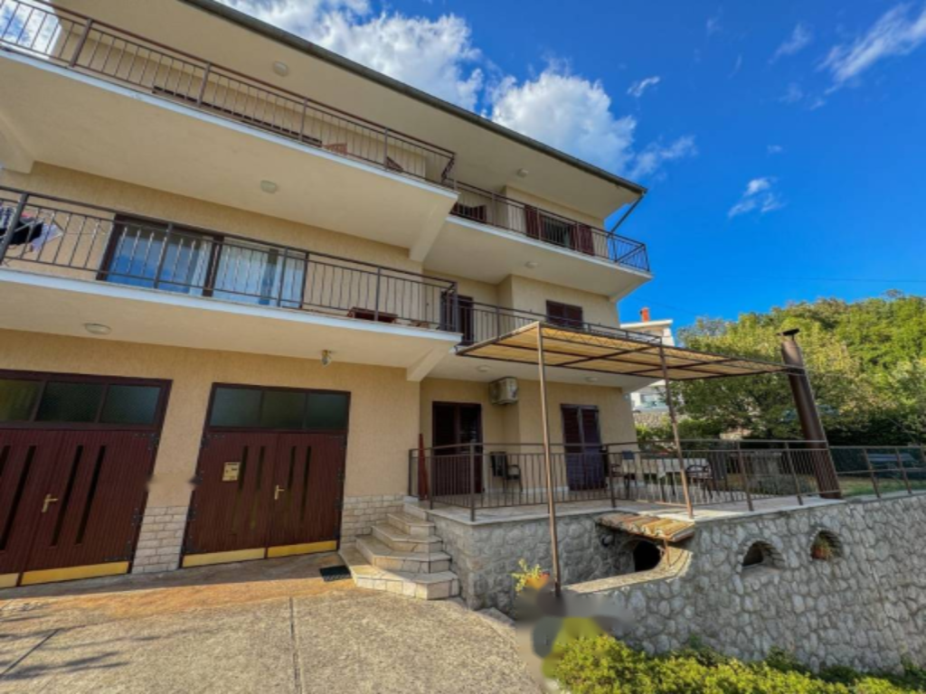 Haus in Opatija, Kroatien, 450 m² - Foto 1