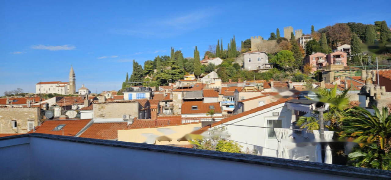 Appartamento a Pirano, Slovenia, 129 m² - foto 1