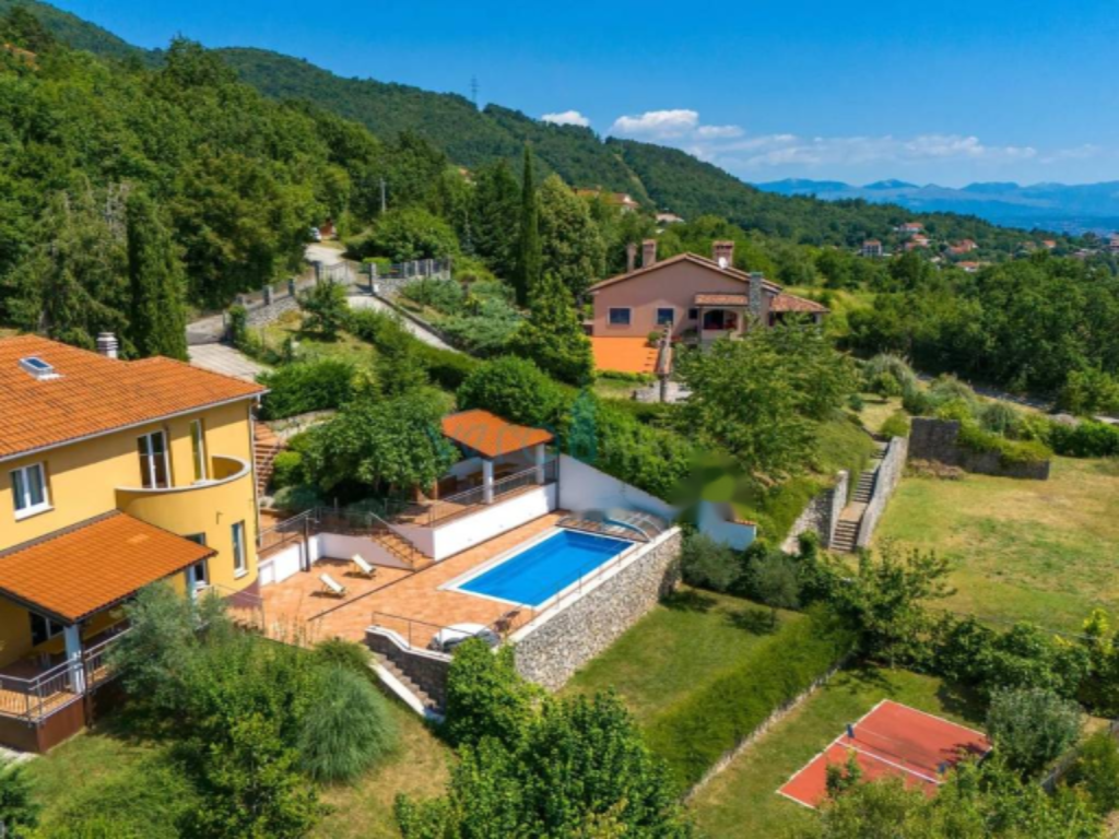 House in Opatija, Croatia, 192 m² - picture 2