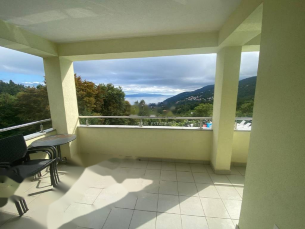 Appartement à Opatija, Croatie, 136 m² - image 2