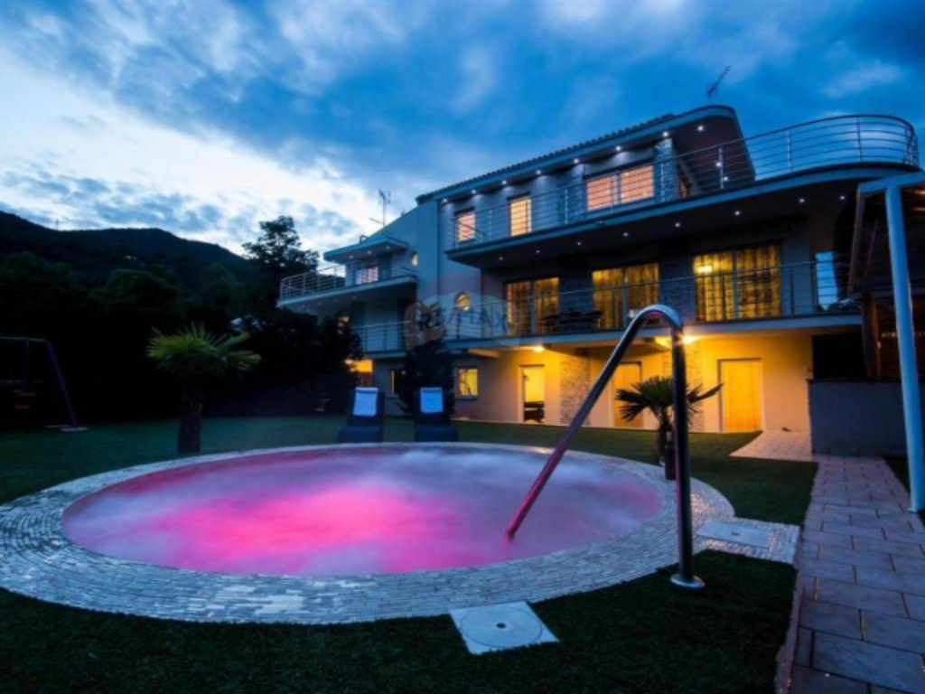 House in Opatija, Croatia, 697 m² - picture 2