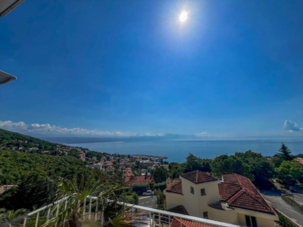 Flat in Opatija, Croatia, 107 m² - picture 2