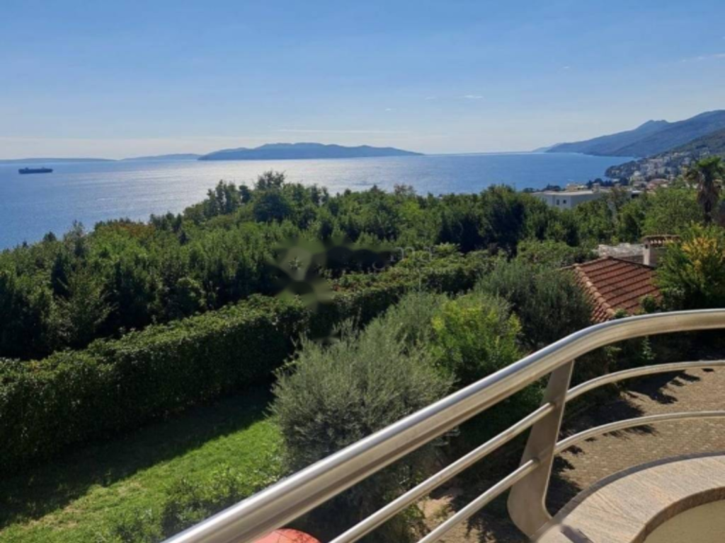 Flat in Opatija, Croatia, 77 m² - picture 2