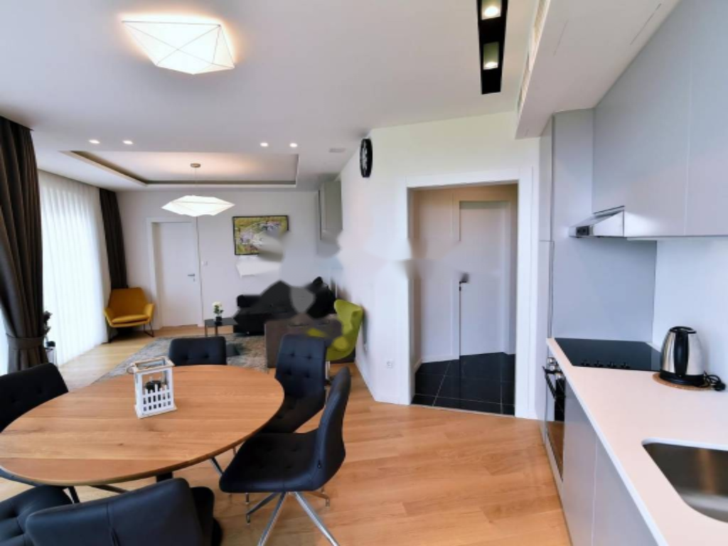 Casa en Opatija, Croacia, 640 m² - imagen 2