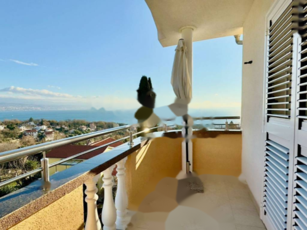 Piso en Opatija, Croacia, 85 m² - imagen 2