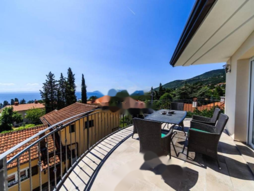 Casa a Opatija, Croazia, 380 m² - foto 3