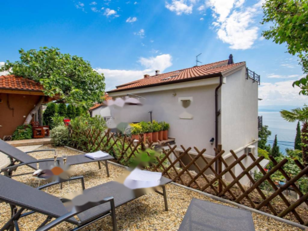 Flat in Opatija, Croatia, 222 m² - picture 3