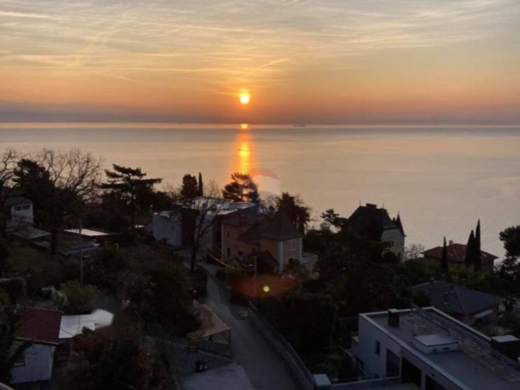 Piso en Opatija, Croacia, 139 m² - imagen 3