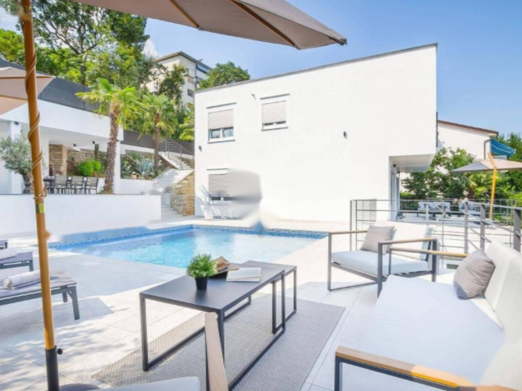 Casa en Opatija, Croacia, 250 m² - imagen 3