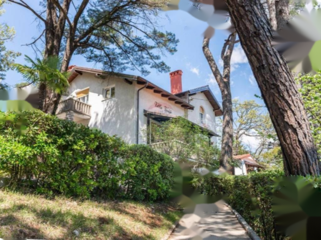 Flat in Opatija, Croatia, 140 m² - picture 3