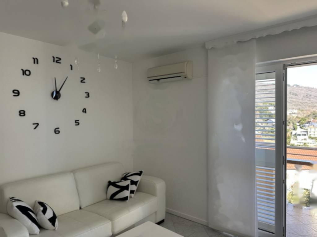 Flat in Opatija, Croatia, 86 m² - picture 3