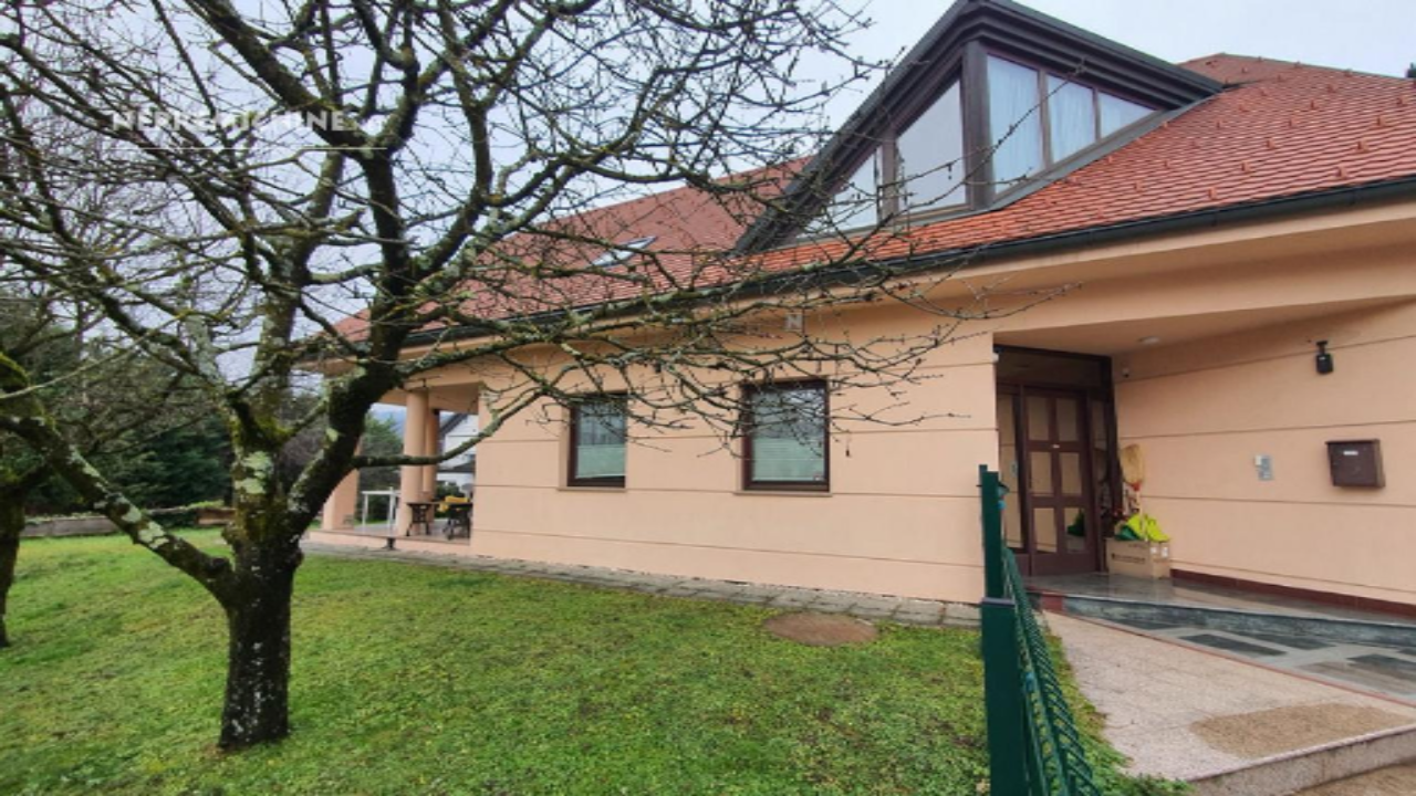 House in Ljubljana, Slovenia, 465 m² - picture 3