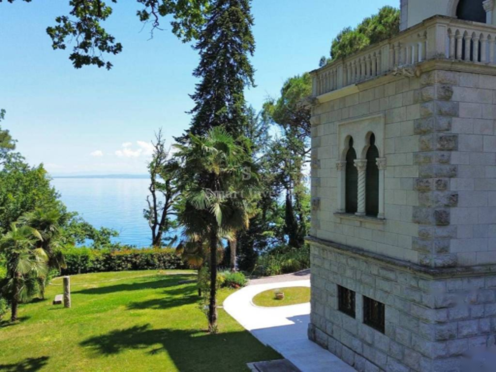 Casa en Opatija, Croacia, 600 m² - imagen 4