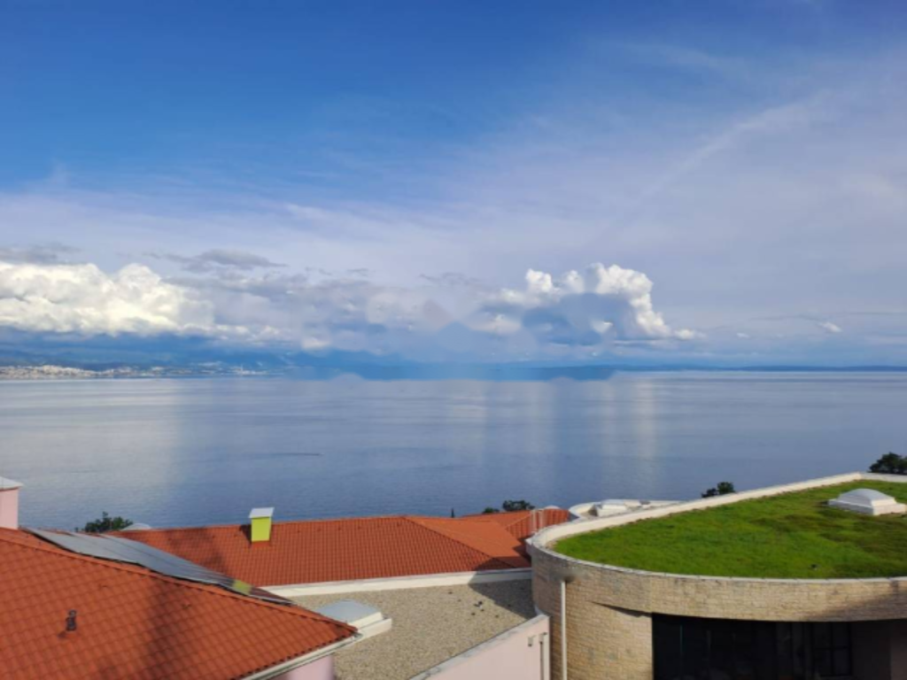 Flat in Opatija, Croatia, 211 m² - picture 4