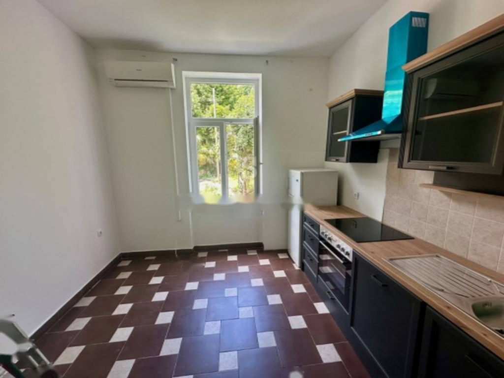 Flat in Opatija, Croatia, 33 m² - picture 4