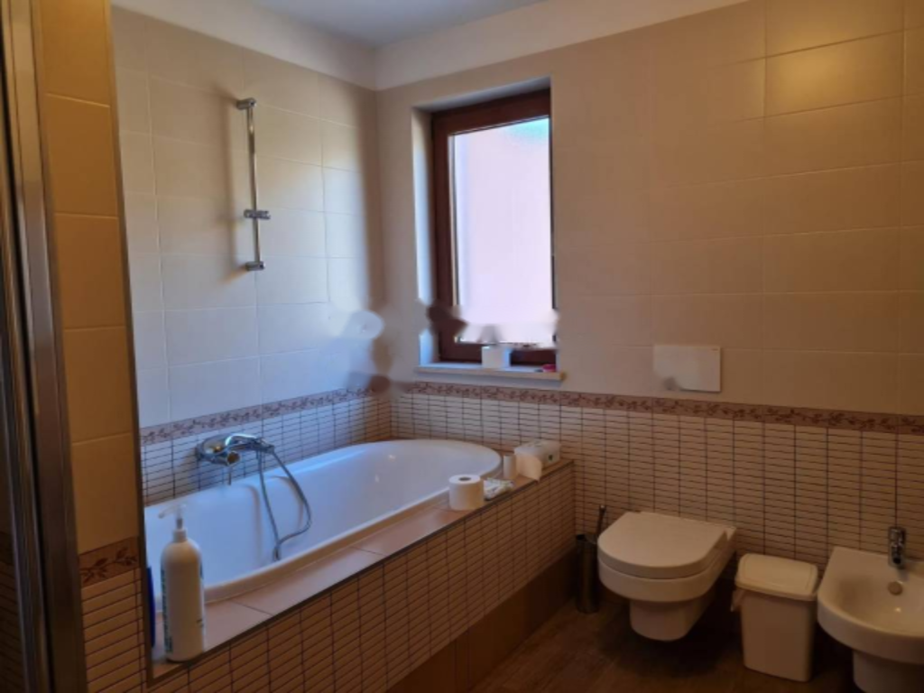 Casa en Opatija, Croacia, 455 m² - imagen 4