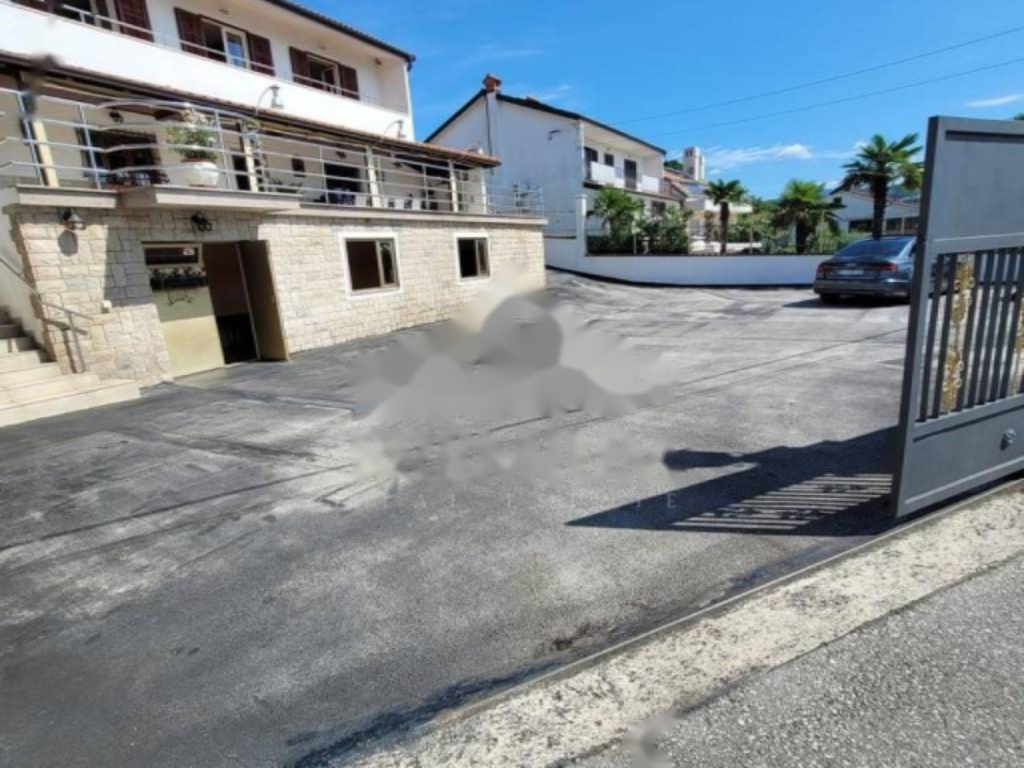 House in Opatija, Croatia, 542 m² - picture 4