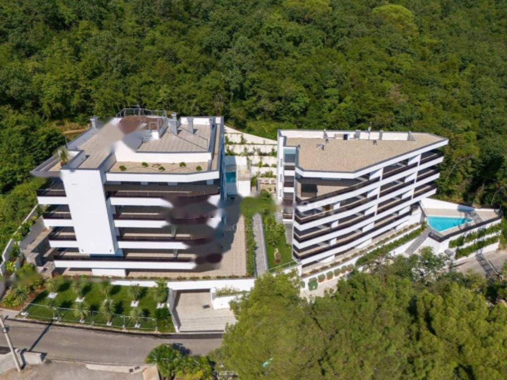 Casa en Opatija, Croacia, 1 565 m² - imagen 4