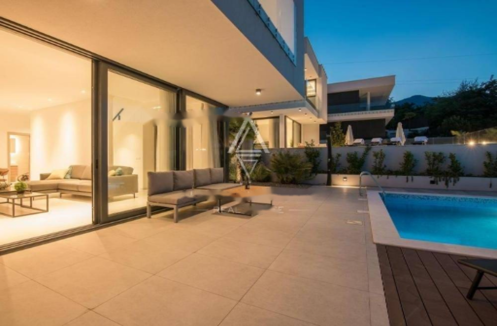 Maison à Opatija, Croatie, 269 m² - image 5