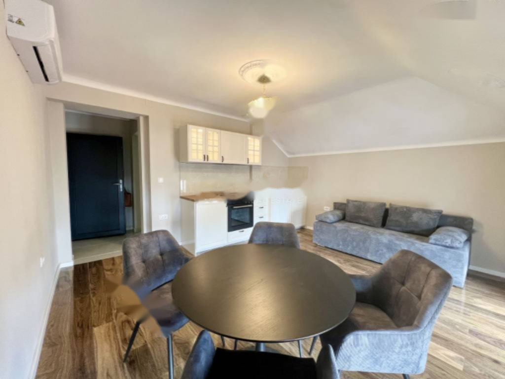 Flat in Opatija, Croatia, 89 m² - picture 5