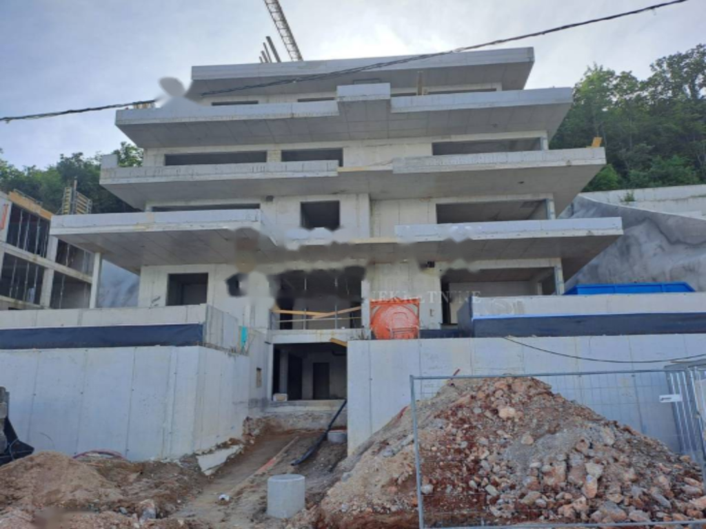 Flat in Opatija, Croatia, 211 m² - picture 6