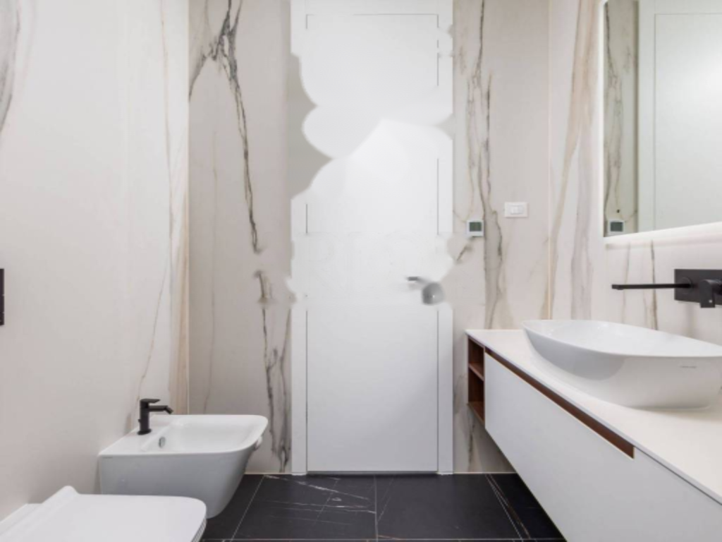 Piso en Opatija, Croacia, 261 m² - imagen 7