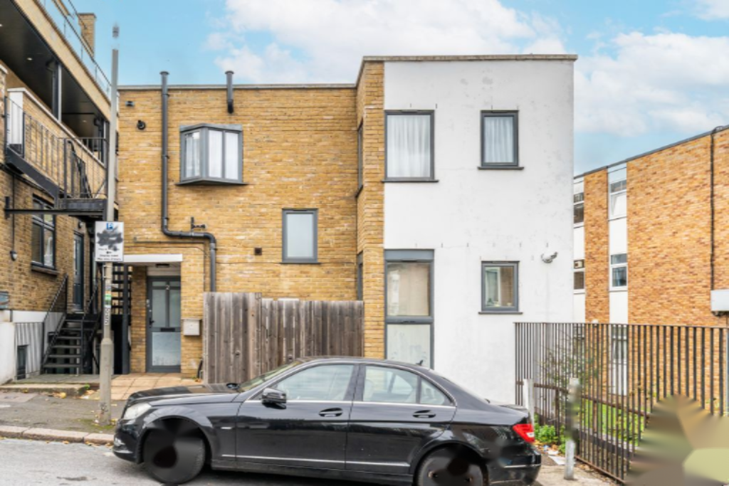 Flat in London, United Kingdom, 46 m² - picture 7