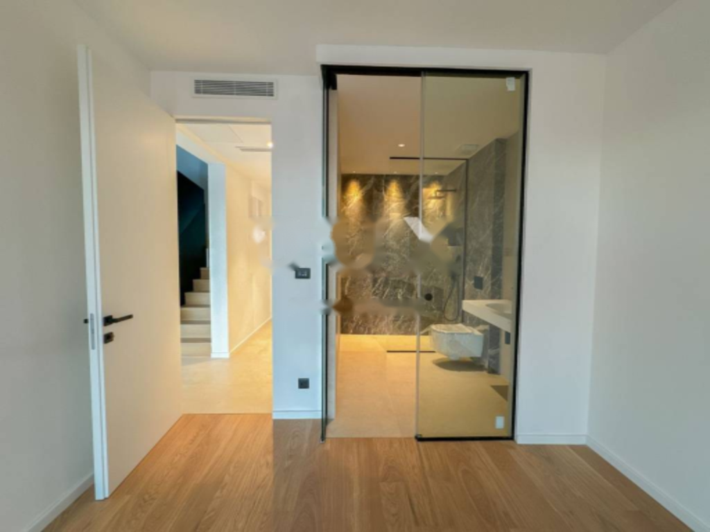 Flat in Opatija, Croatia, 238 m² - picture 8