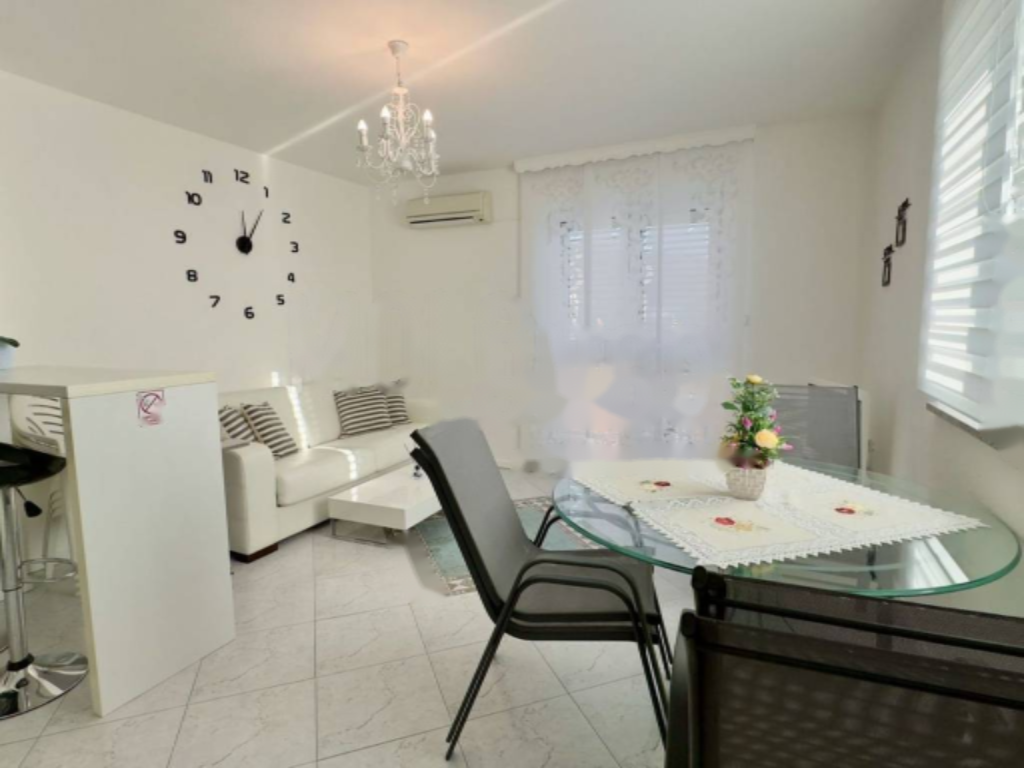 Piso en Opatija, Croacia, 85 m² - imagen 8
