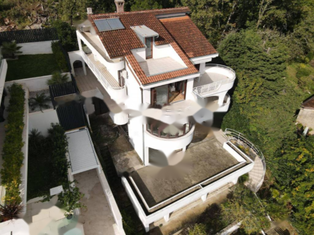 Flat in Opatija, Croatia, 281 m² - picture 9