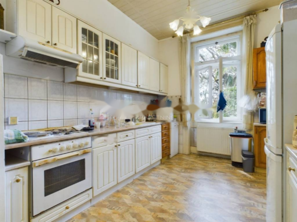 Flat in Opatija, Croatia, 244 m² - picture 9