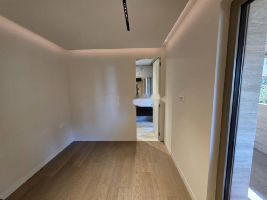 Flat in Opatija, Croatia, 155 m² - picture 9