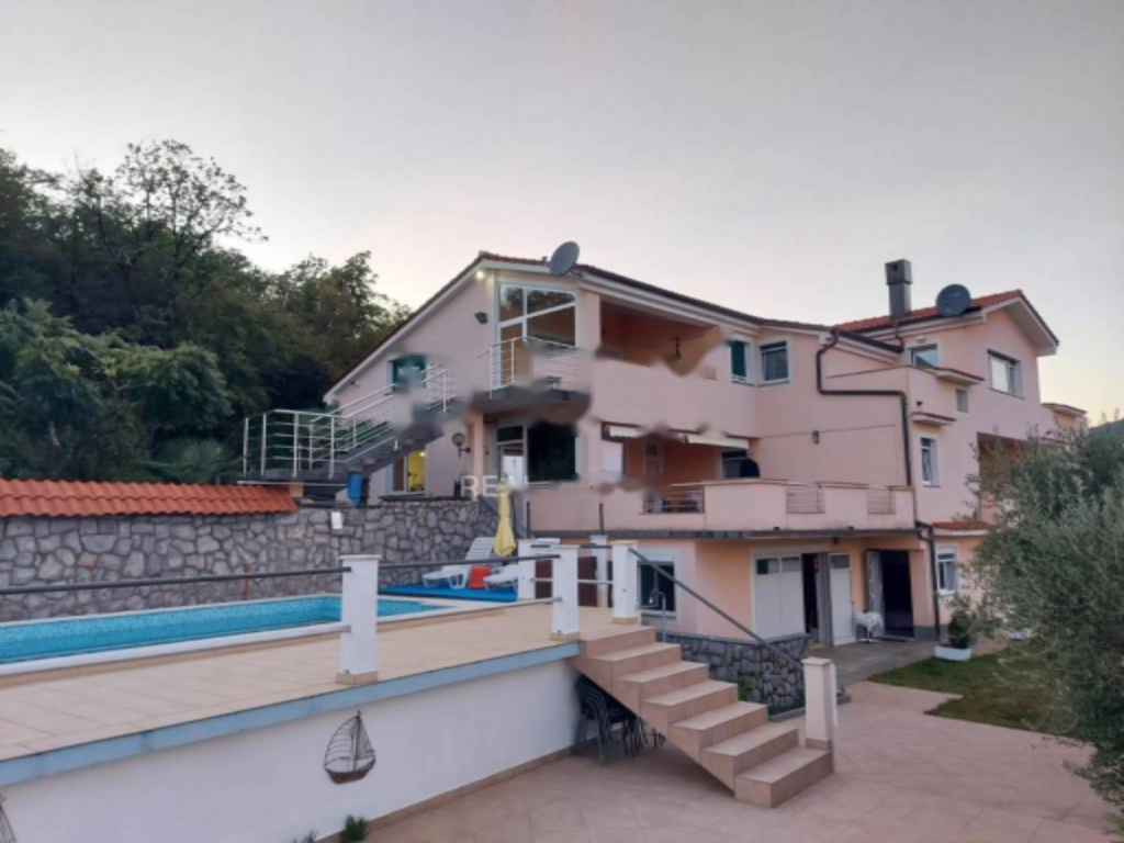 Casa a Opatija, Croazia, 1 000 m² - foto 9
