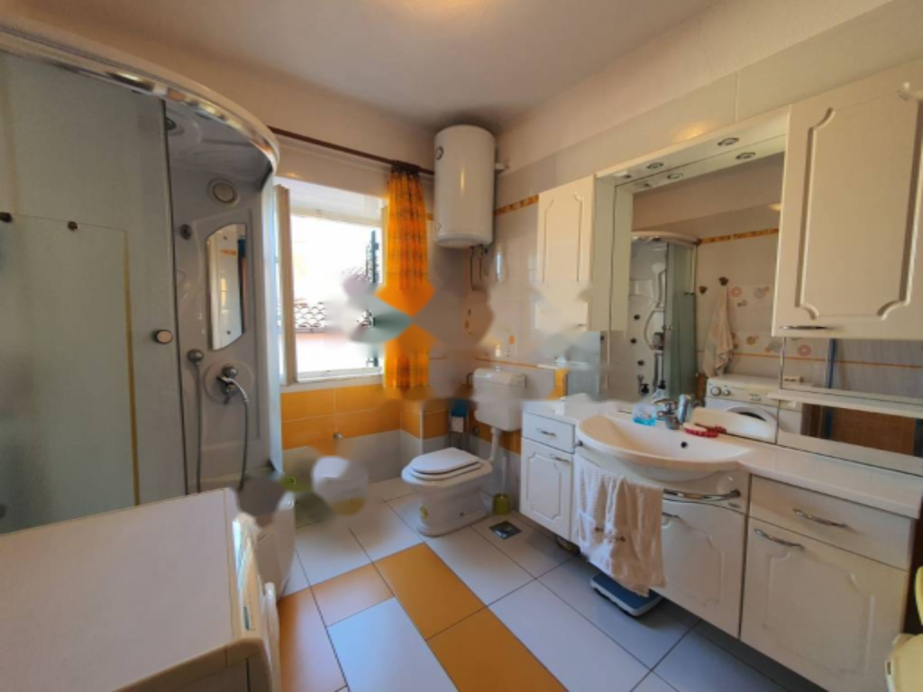 Flat in Opatija, Croatia, 61 m² - picture 9