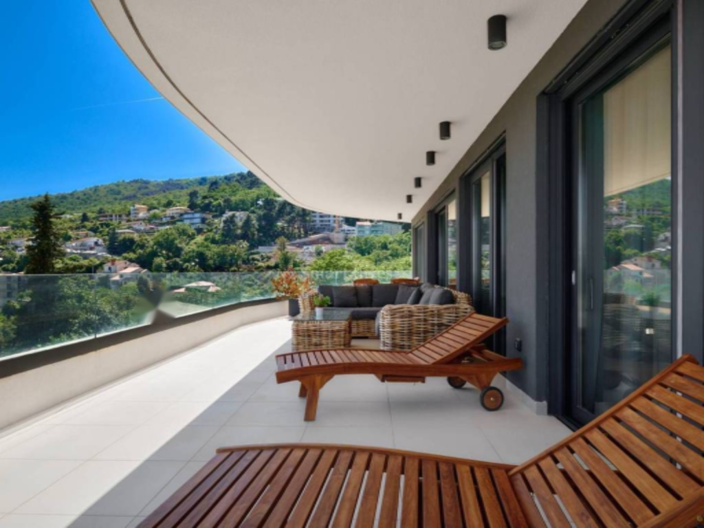 Flat in Opatija, Croatia, 158 m² - picture 9