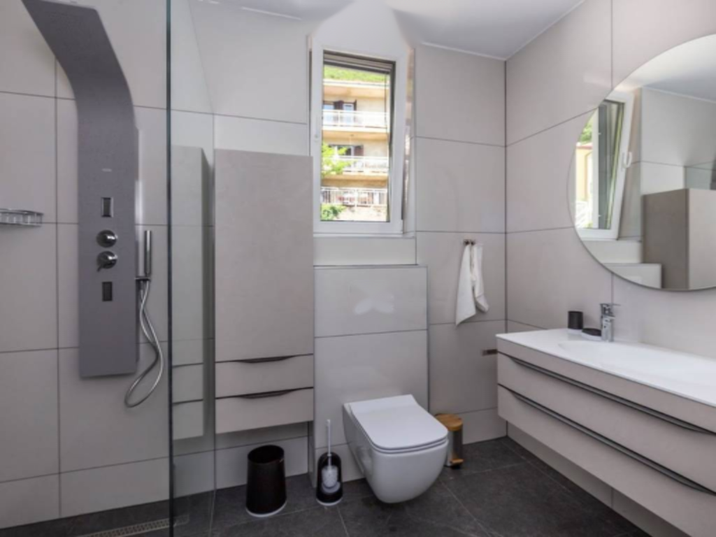 House in Opatija, Croatia, 450 m² - picture 9