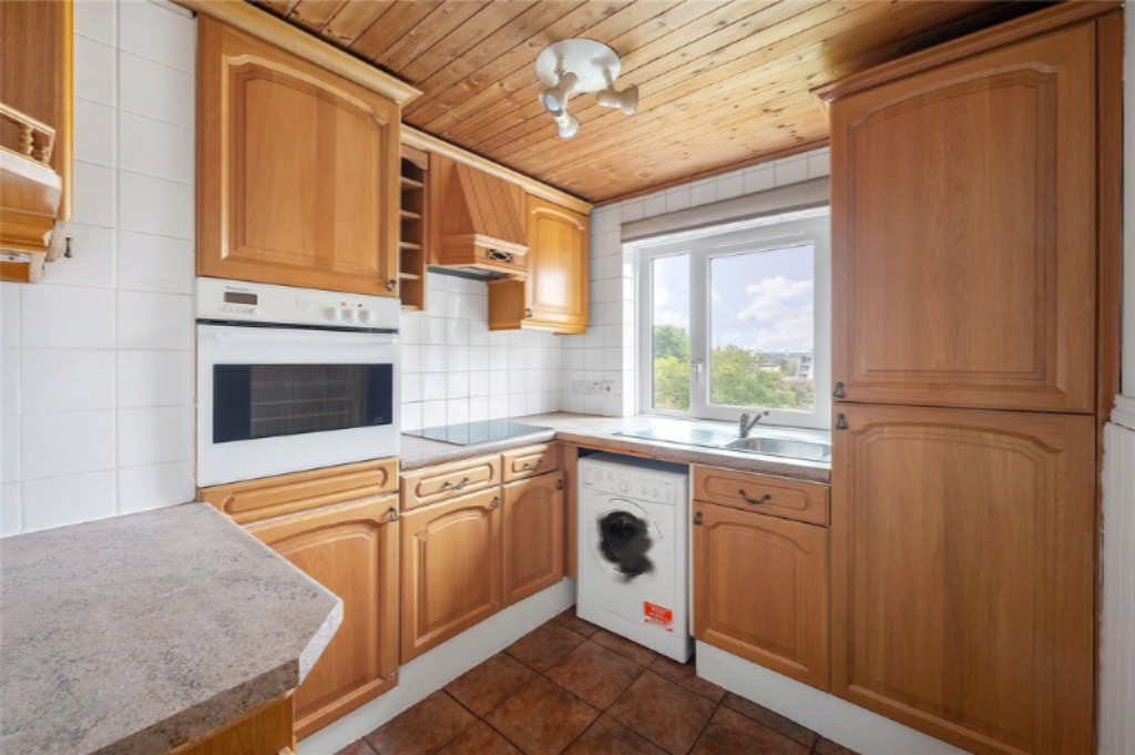 Flat in London, United Kingdom, 49 m² - picture 9