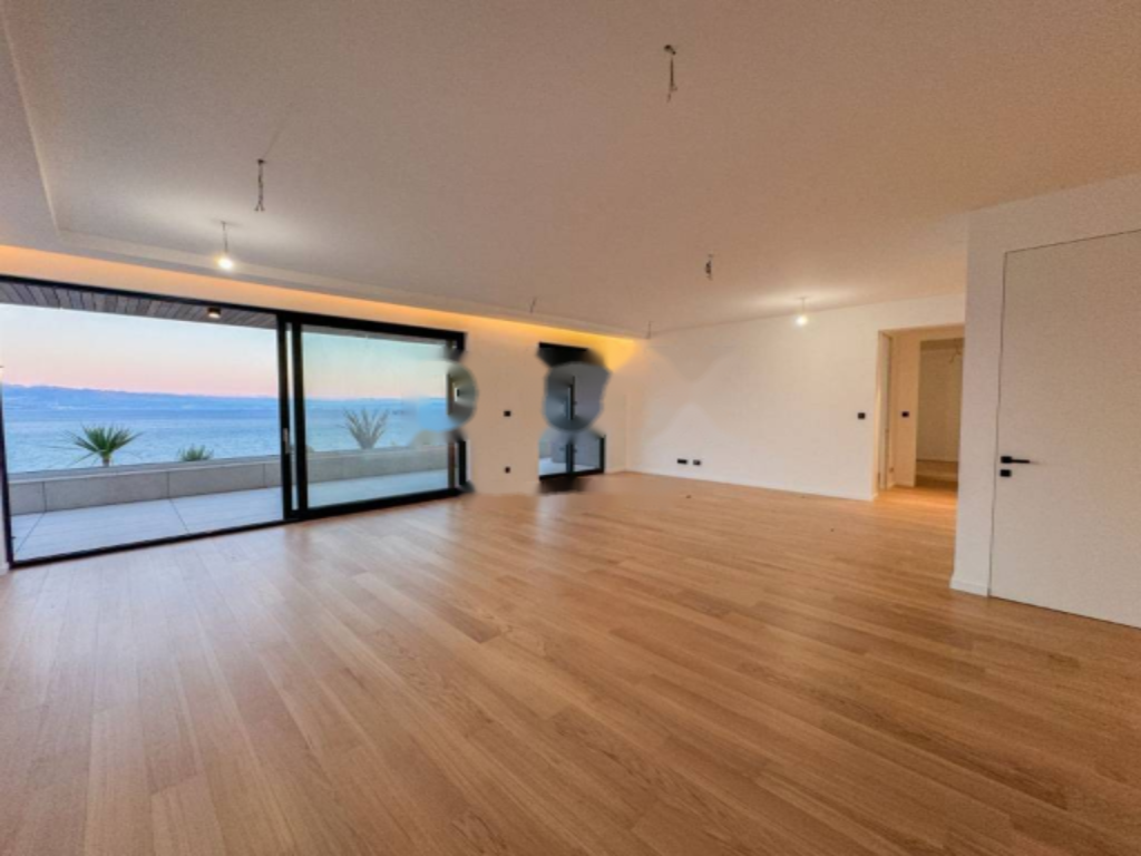 Flat in Opatija, Croatia, 217 m² - picture 10