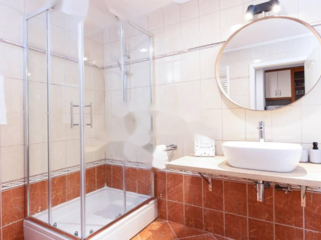 Flat in Opatija, Croatia, 67 m² - picture 10