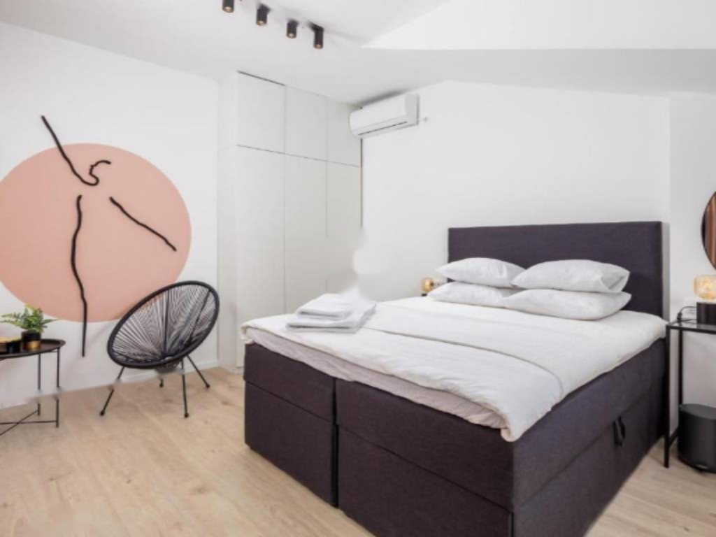 Flat in Opatija, Croatia, 83 m² - picture 11