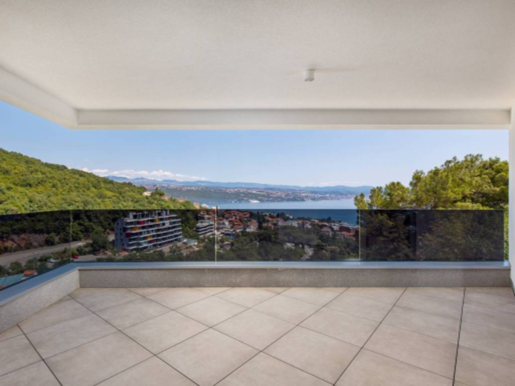 Piso en Opatija, Croacia, 261 m² - imagen 11