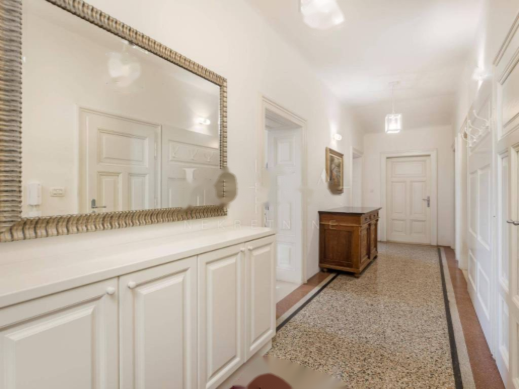 Flat in Opatija, Croatia, 96 m² - picture 11