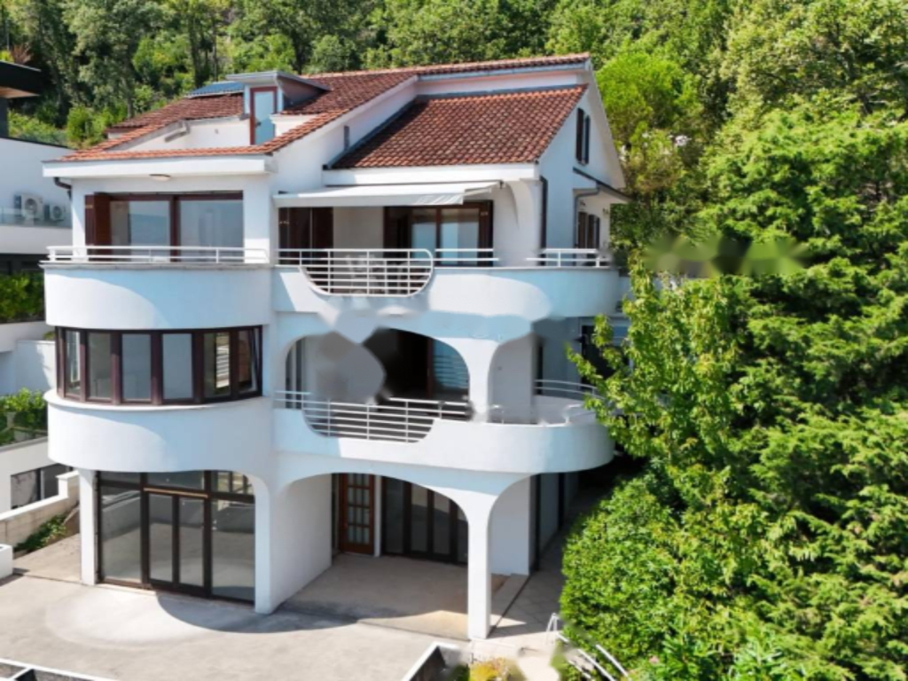 Casa en Opatija, Croacia, 615 m² - imagen 11
