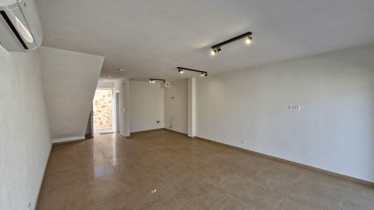 Casa en Luštica, Montenegro, 74 m² - imagen 2