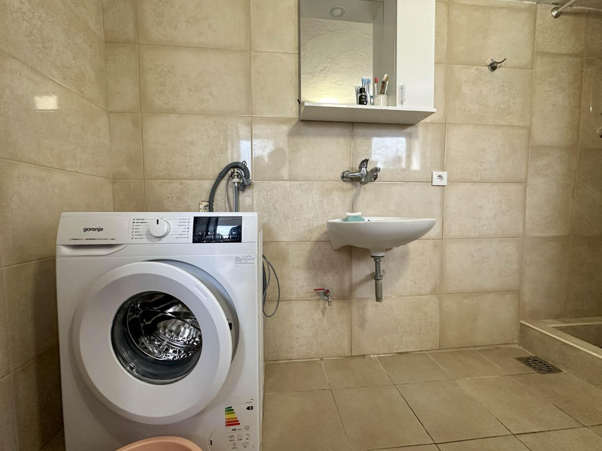 Piso en Sutomore, Montenegro, 64 m² - imagen 10